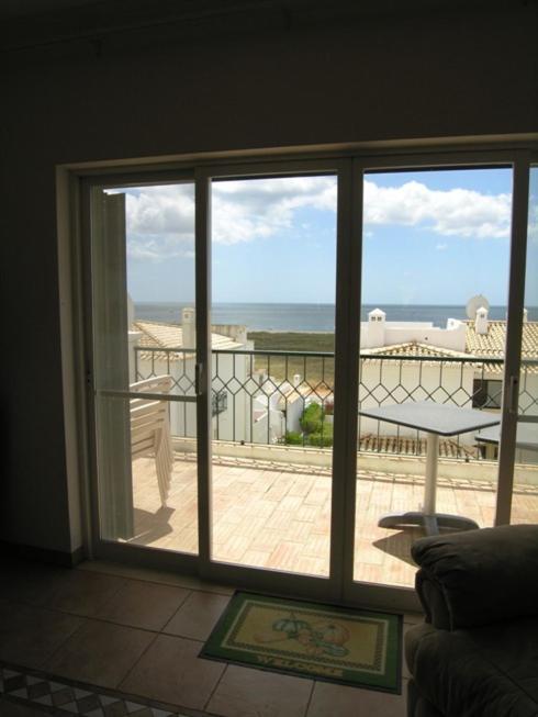 Casa Da Praia Para Ferias - Vila Pinheiro - Vivenda Johanna Villa Lagos Ngoại thất bức ảnh